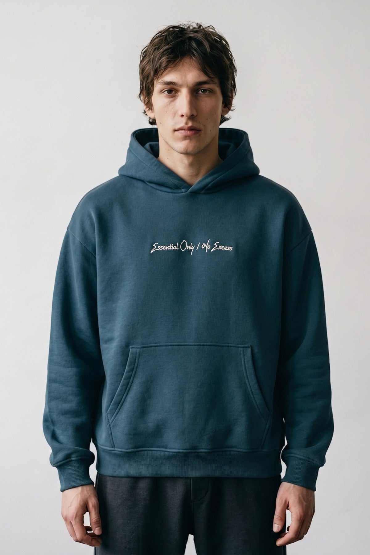 Erkek Essentials Nakışlı Oversize Sweatshirt - mavi