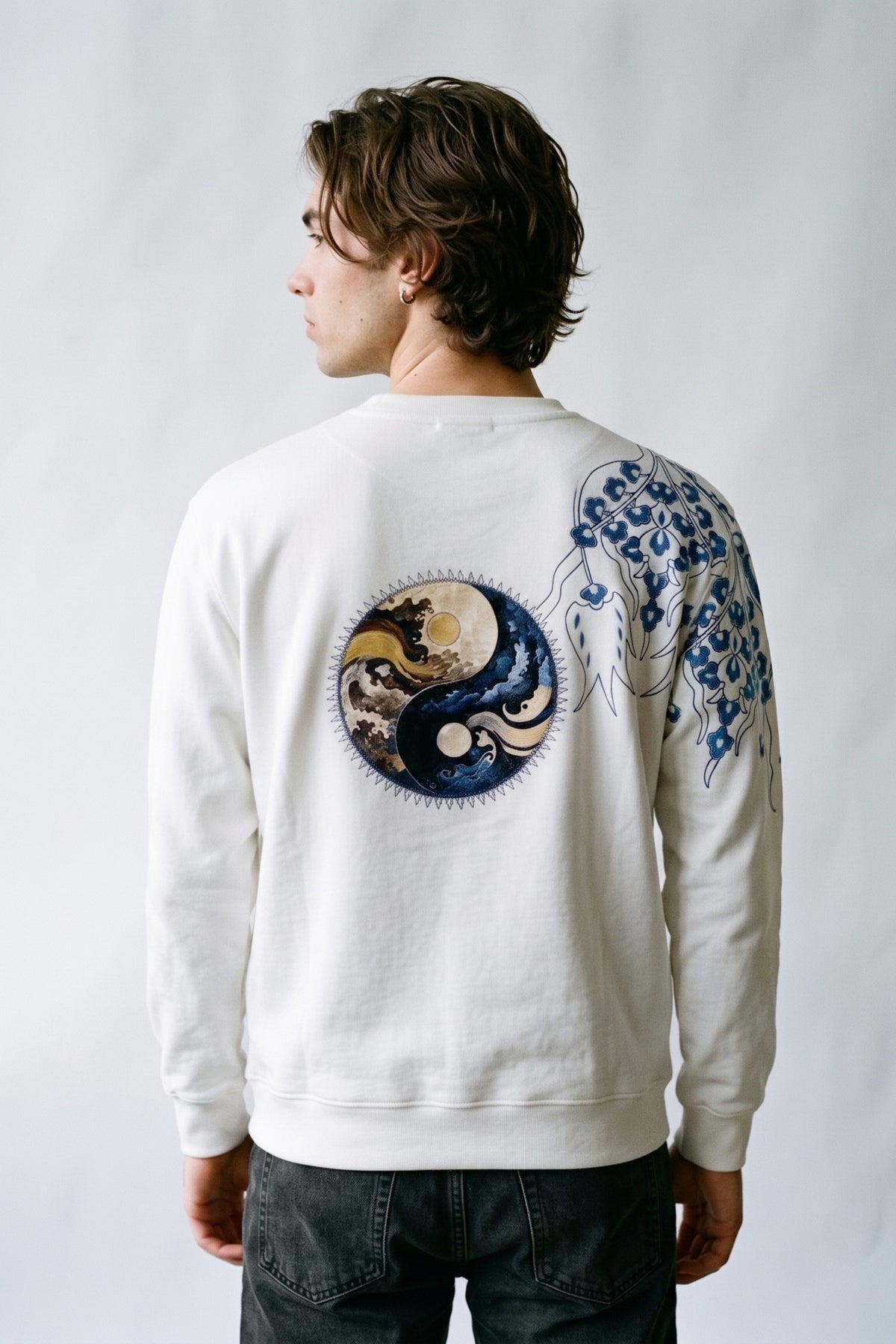 Erkek Kadife Baskılı Sweatshirt - beyaz