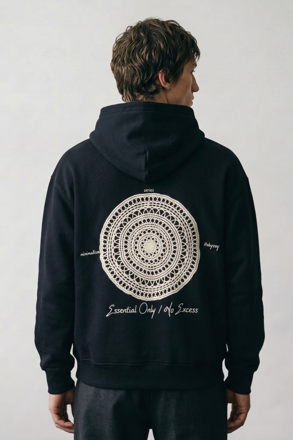Erkek Essentials Nakışlı Oversize Sweatshirt - siyah