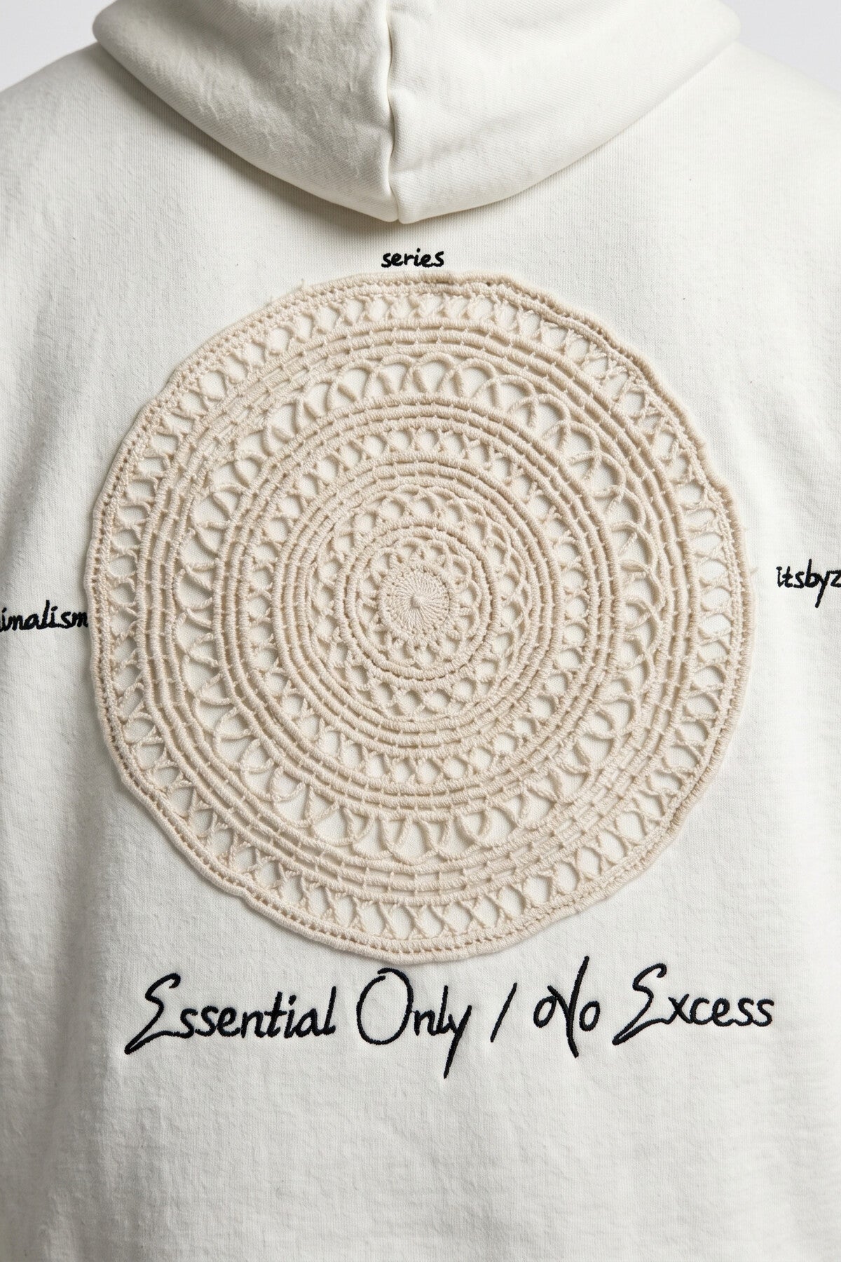 Erkek Essentials Nakışlı Oversize Sweatshirt - beyaz