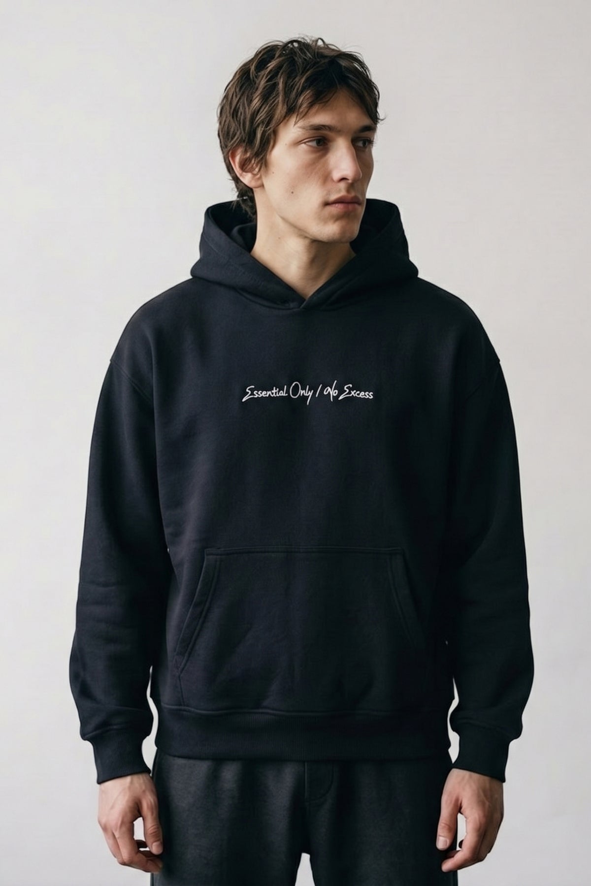 Erkek Essentials Nakışlı Oversize Sweatshirt - siyah