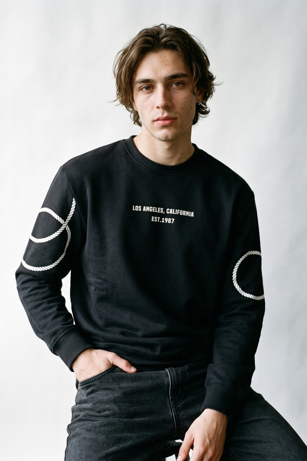 Erkek Kabartma Baskılı Sweatshirt - siyah