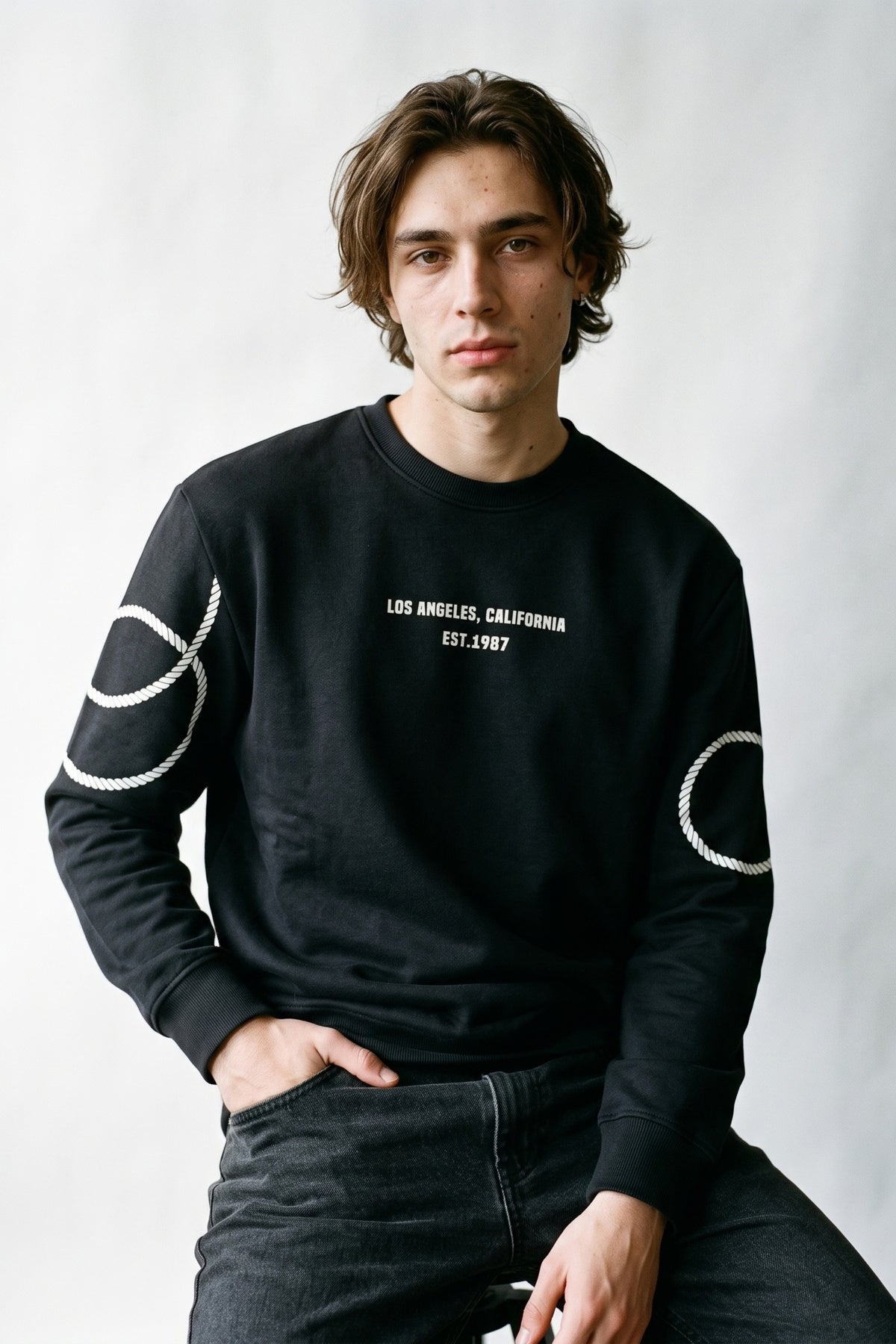 Erkek Kabartma Baskılı Sweatshirt - siyah